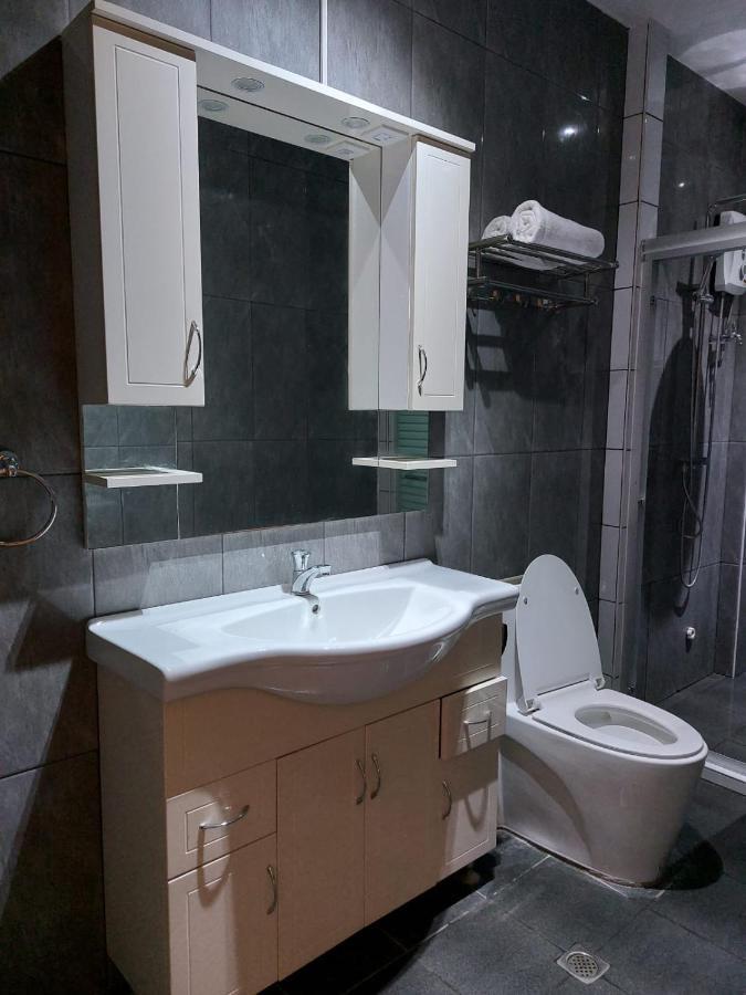 Bonsai Jacuzzi Suites Panglao-stad Buitenkant foto