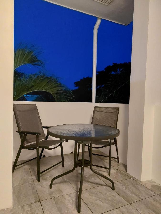 Bonsai Jacuzzi Suites Panglao-stad Buitenkant foto