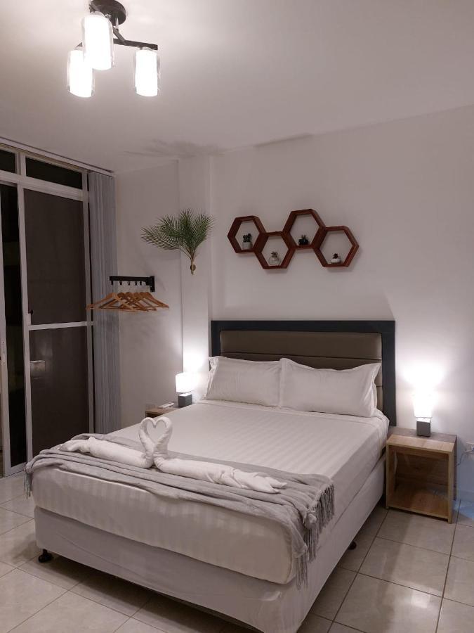 Bonsai Jacuzzi Suites Panglao-stad Buitenkant foto
