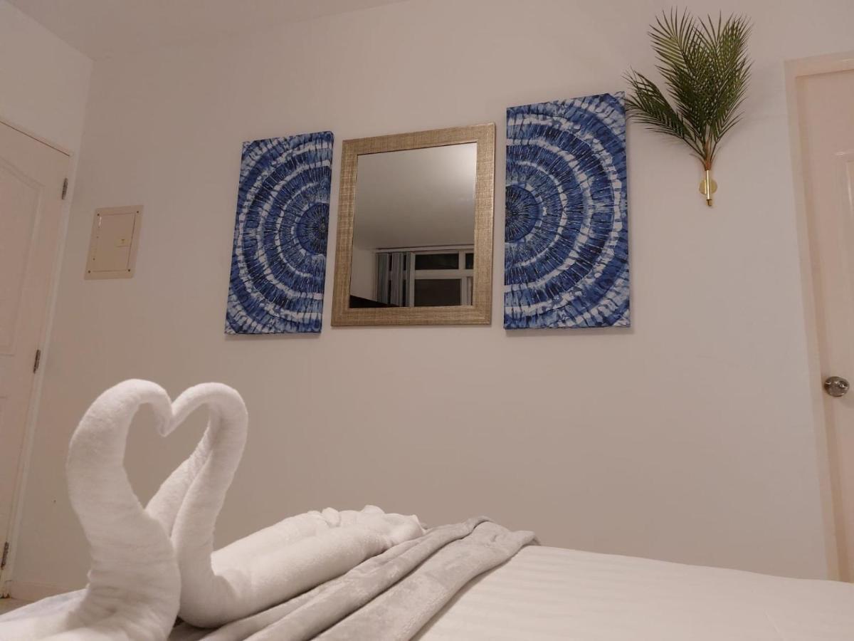 Bonsai Jacuzzi Suites Panglao-stad Buitenkant foto